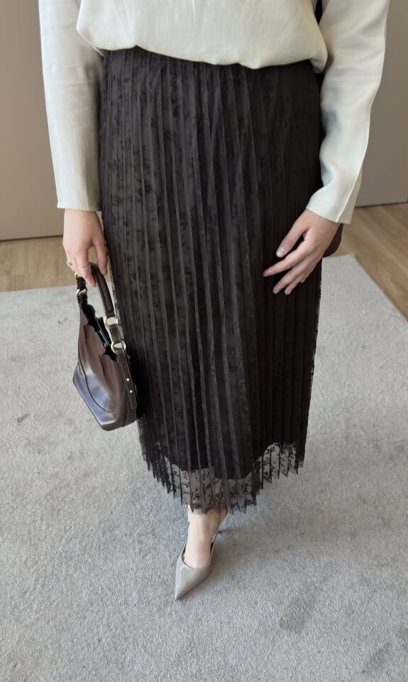 Düz Dantelli Etek Kahverengi