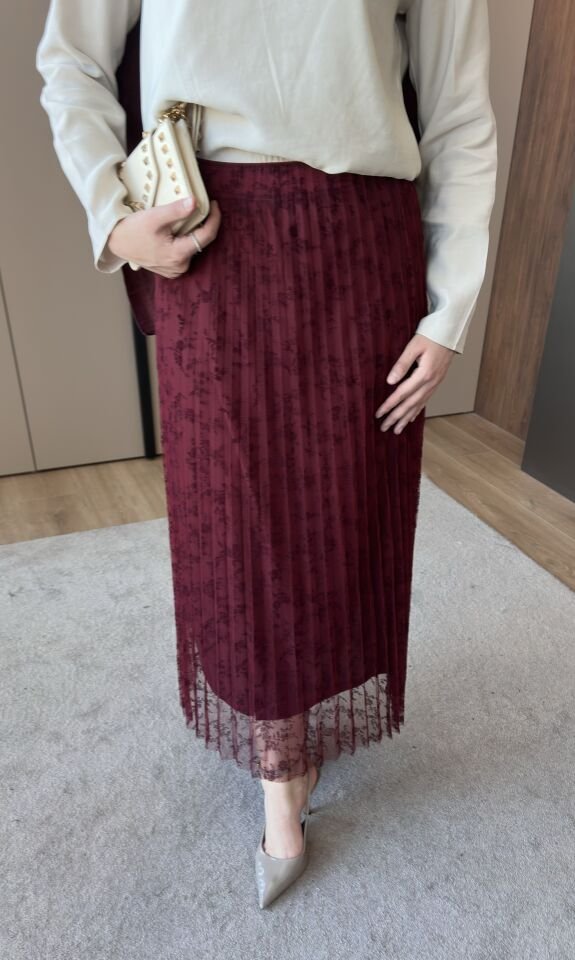 Düz Dantelli Etek Bordo