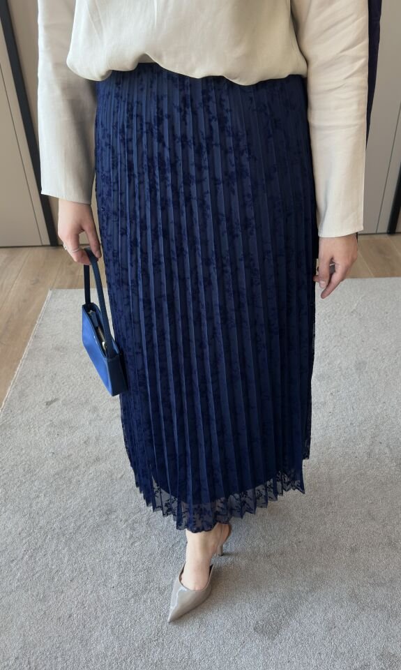 Düz Dantelli Etek Lacivert