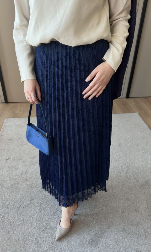 Düz Dantelli Etek Lacivert