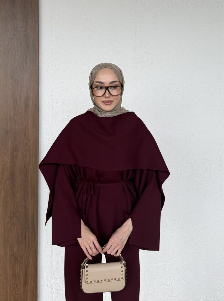 Düğme Detaylı Kaşkollu Takım Bordo